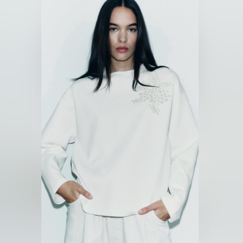 ZARA Ivory Jeweled Sweatshirt | X-Large | Long Sleeve | Sold Out - Picture 4 of 10